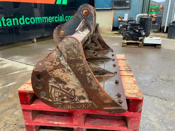 60" RHINOX GRADING BUCKET.....60mm PINS......661v. 380856105