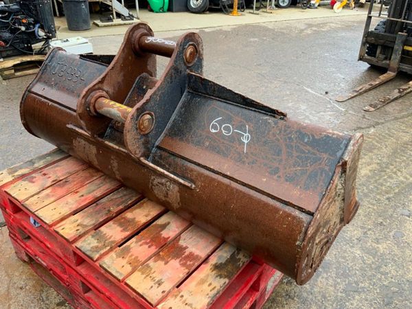 60" RHINOX GRADING BUCKET.....60mm PINS......661v. 380856108