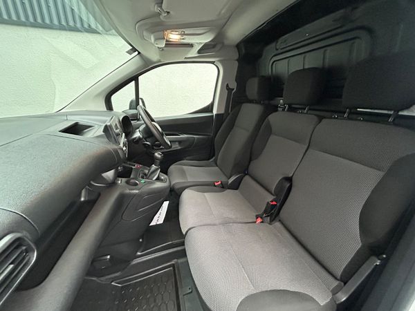 2021 Citroen Berlingo - 101kms/  Inc Vat price 380858104