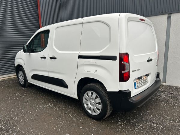 2021 Citroen Berlingo - 101kms/  Inc Vat price 380858106