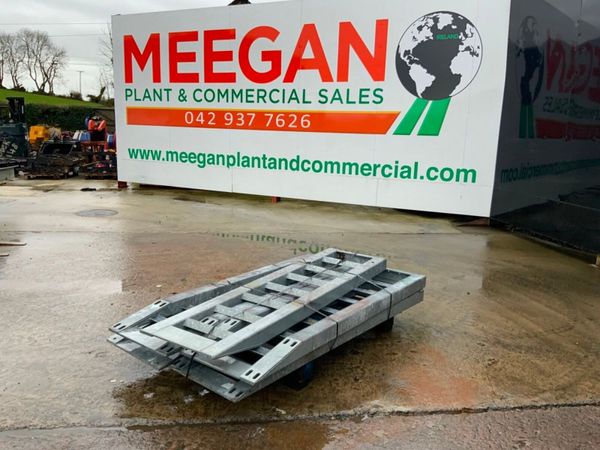 UNUSED GALVANISED LOADING RAMPS...104 380800005