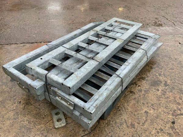 UNUSED GALVANISED LOADING RAMPS...104 380800016