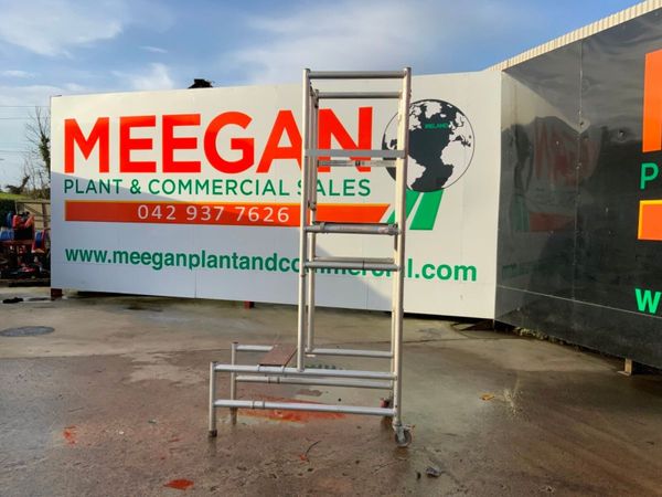 ALUMINIUM PODIUM ACCESS PLATFORM.......2620. 380805465