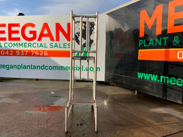 ALUMINIUM PODIUM ACCESS PLATFORM.......2620. 380805473