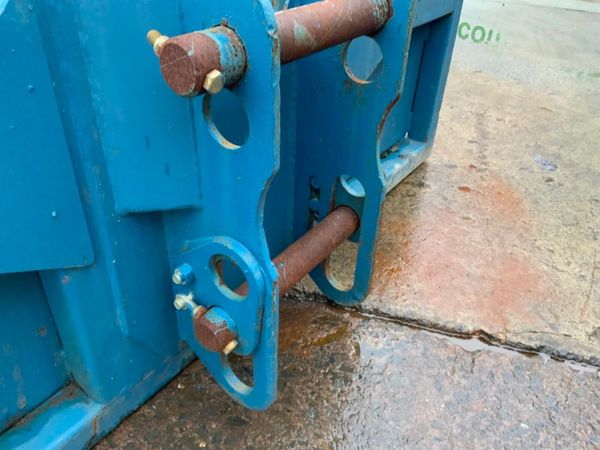 CONQUIP DIGGER BUCKET BASKET.........1030t. 380805581