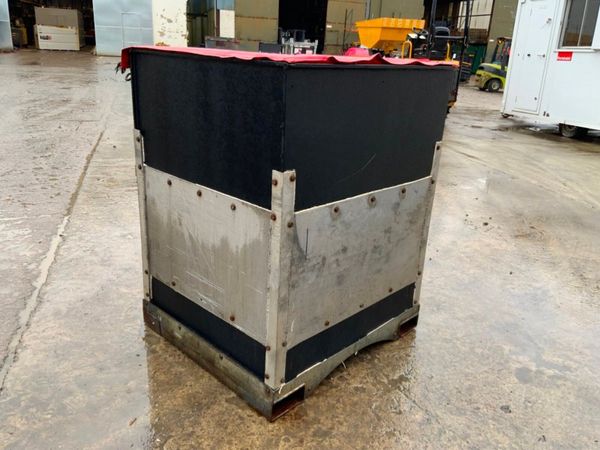 FORKLIFT STORAGE BIN / WORKSHOP SKIP......3640. 380819448