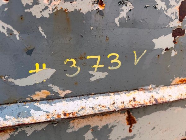 BOTTOM OPENING TIPPING SKIP .....373V 380819489