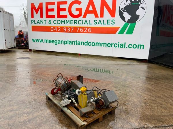 GIS  WORKSHOP CHAIN HOIST....GANTRY WINCH. 380819417