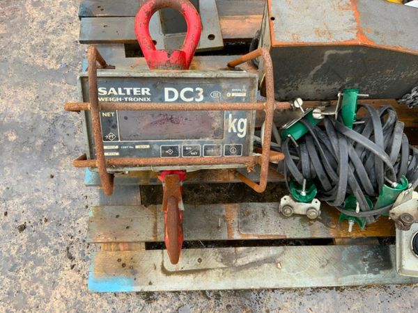 GIS  WORKSHOP CHAIN HOIST....GANTRY WINCH. 380819421