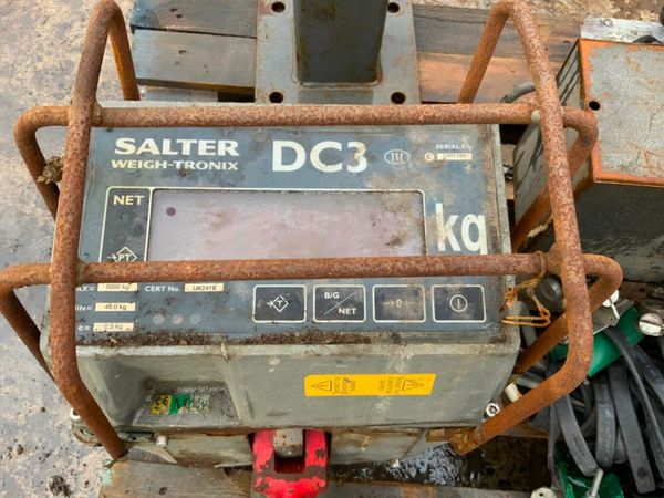 GIS  WORKSHOP CHAIN HOIST....GANTRY WINCH. 380819424