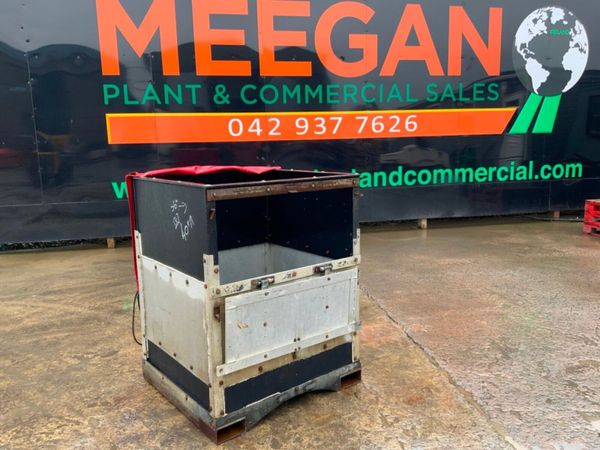 FORKLIFT STORAGE BIN / WORKSHOP SKIP......3640. 380819435