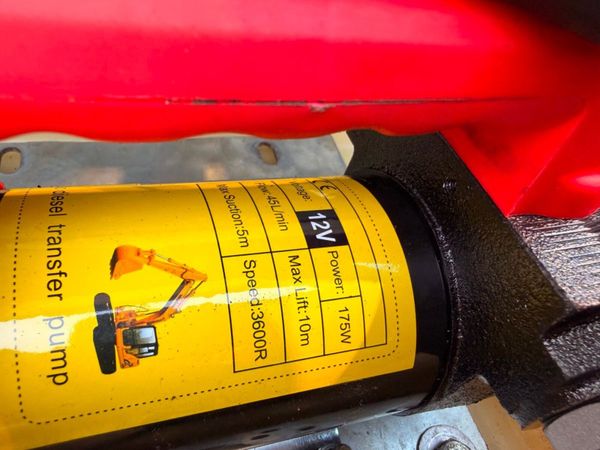 2,000 LITRE FUEL BOWSER NEW PUMP.....962 380838845