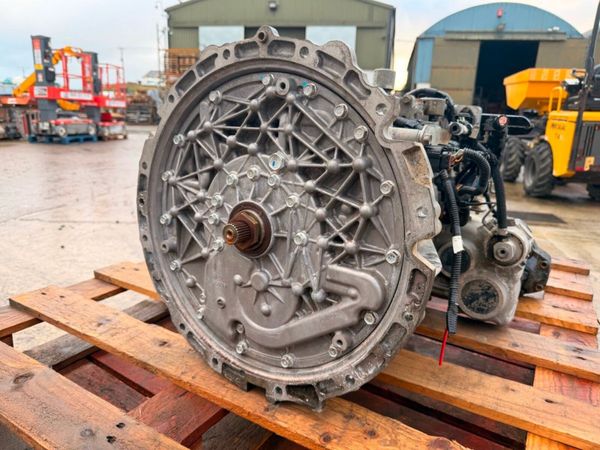 2017 MITSUBISHI CANTER AUTO GEARBOX + PTO 380838995