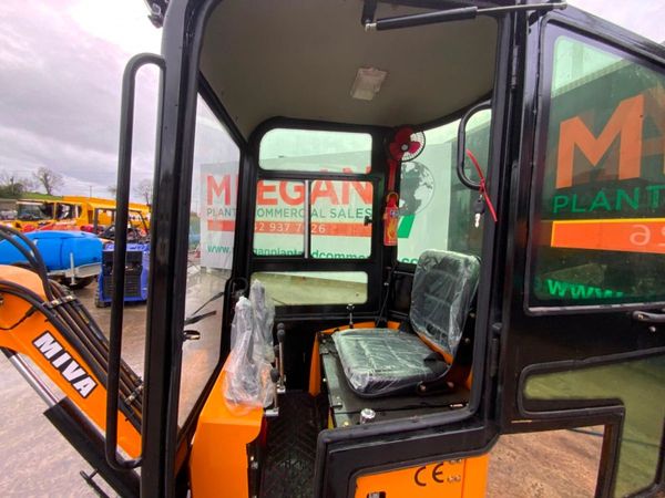 MIVA13DC  MINI DIGGER....FULL CAB....DIESEL..89w. 380992111