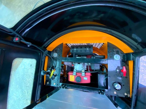 MIVA13DC  MINI DIGGER....FULL CAB....DIESEL..89w. 380992115