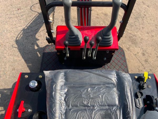 UNUSED  MIVA Va13  MINI DIGGER.....DIESEL.. 380992230