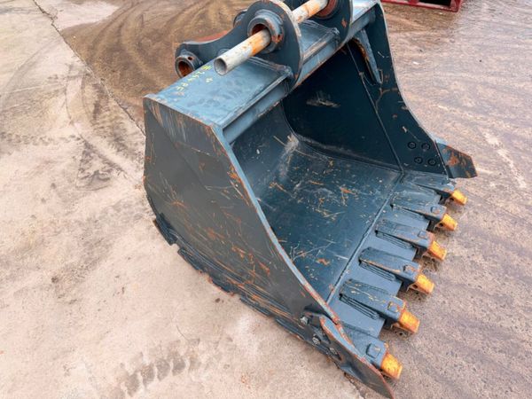 new 48 INCH  HYUNDAI BUCKET ....70mm ....264pf 381050382