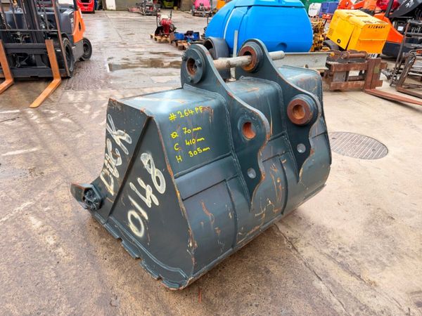 new 48 INCH  HYUNDAI BUCKET ....70mm ....264pf 381050386
