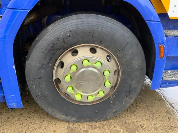 Scania P-Series 6 x 4 NEXT GEN p320 FUEL TANKER PA 381050454