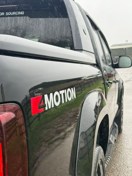 191 Volkswagen Amarok AVENTURA Black Ed****** 381050863