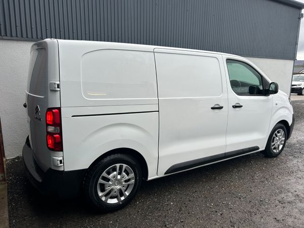 2021 Citroen Dispatch ‘Price includes VAT 381053023