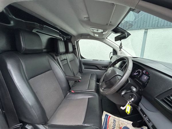 2021 Citroen Dispatch ‘Price includes VAT 381053036