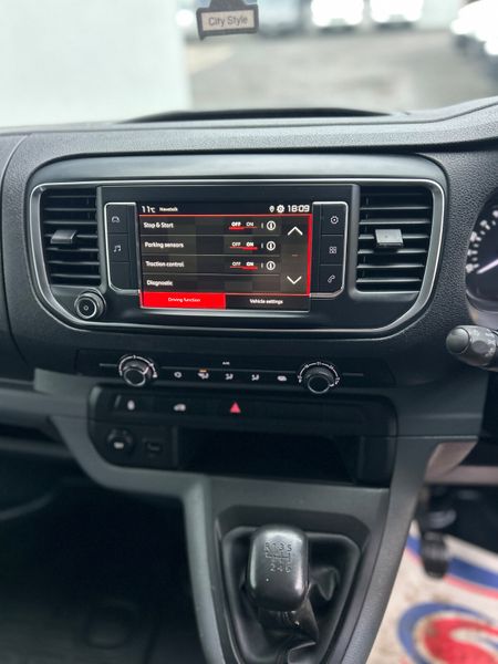 2021 Citroen Dispatch ‘Price includes VAT 381053038