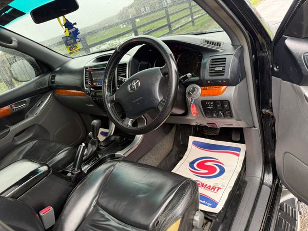 Deposit taken*****06 Toyota Land Cruiser 381060822