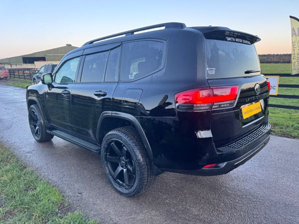 Toyota Landcruiser GR Landcruiser***** 381075391