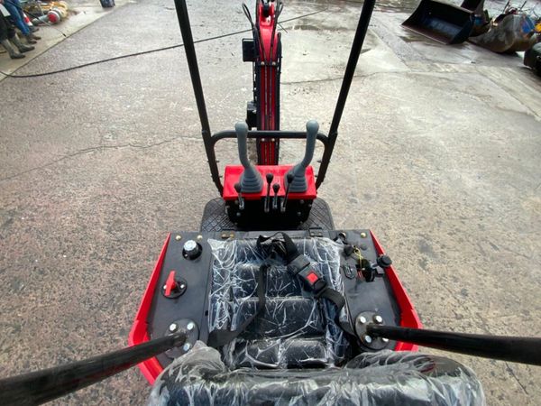 MIVA 13d DIESEL MINI / MICRO DIGGER......93w. 381092735