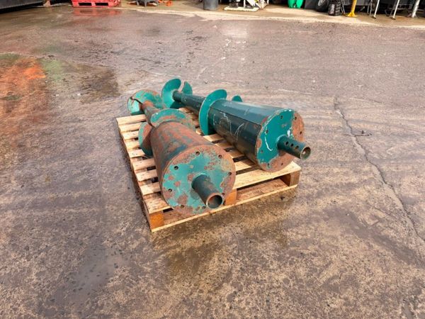 Auger , pile driver , extractor system. 381007088