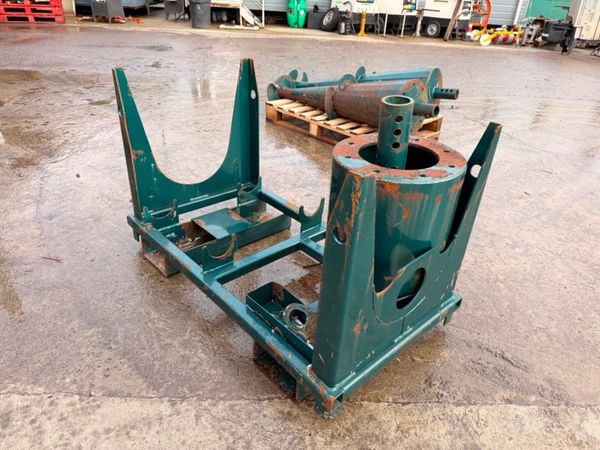 Auger , pile driver , extractor system. 381007093