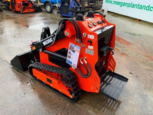 MINI SKID STEER  LOADER.......DIESEL......134w... 381013873