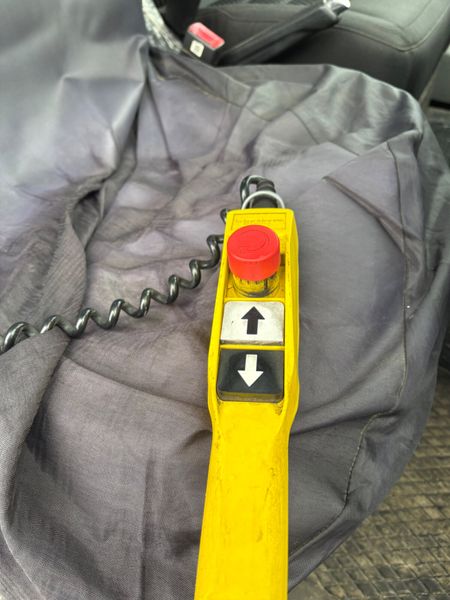 2022 Maxus Deliver 9 Tipper Body 381025776