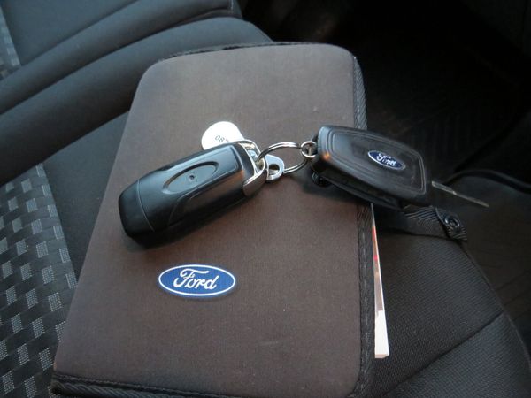 Ford Transit 2020 TREND MODEL 6SPEED 2LT SILVER 381151157