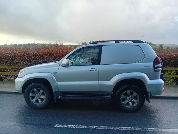 Toyota Land Cruiser 2008 381162824