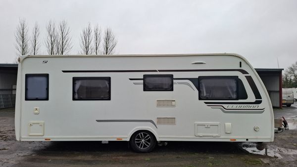 Lunar Clubman SI island bed caravan 381180999