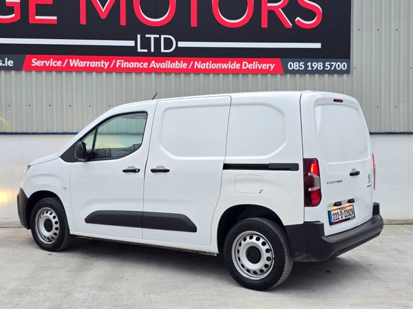 22 PEUGEOT PARTNER 1.5 DIESEL LOW KMS 30k KMS 381181795