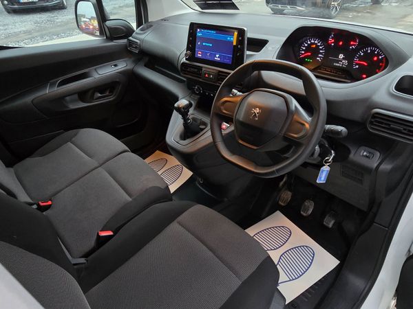 22 PEUGEOT PARTNER 1.5 DIESEL LOW KMS 30k KMS 381181853