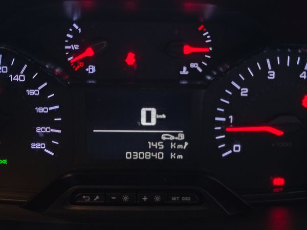 22 PEUGEOT PARTNER 1.5 DIESEL LOW KMS 30k KMS 381181884