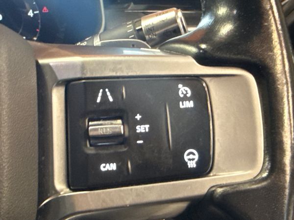 212 Land Rover Discovery 5 300D HSE 2 Seat Com 381198269