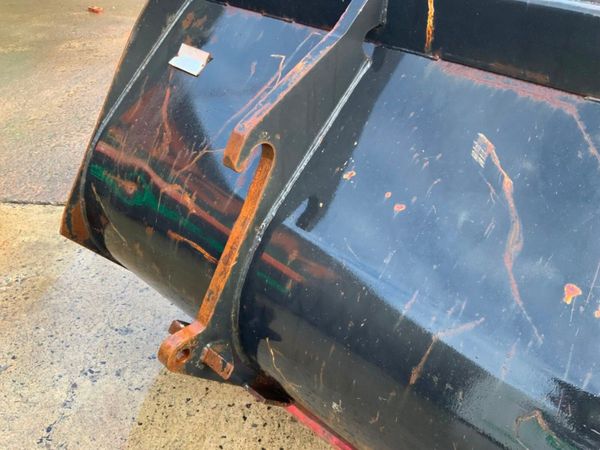 84" STRIMECH TELEPORTER  BUCKET.......1206. 381104952