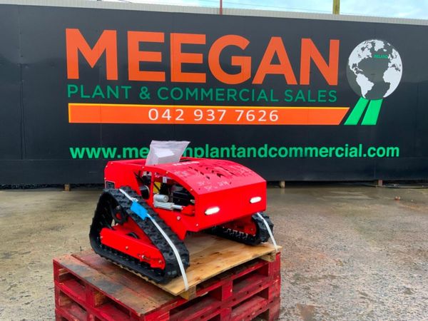 UNUSED RADIO CONTROLLED TRACKED MOWER....145 381104916