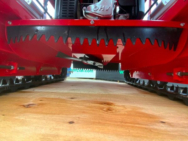 UNUSED RADIO CONTROLLED TRACKED MOWER....145 381104925