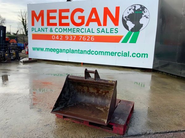 36" DIGGING BUCKET.........45MM PINS.....167w. 381105052