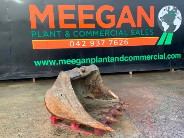 48"  VOLVO SCOOP BUCKET.......65mm PINS........146 381105002