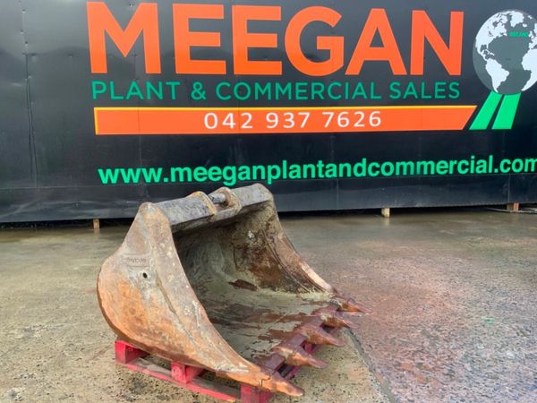 48"  VOLVO SCOOP BUCKET.......65mm PINS........146 381105022