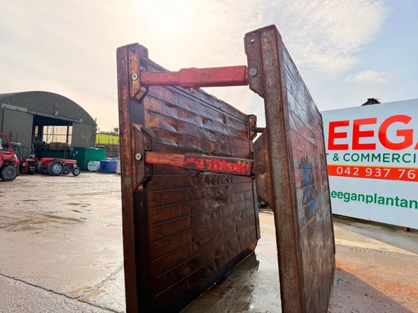 3.5 x 2.5 metre TRENCH BOX .......82 381116358