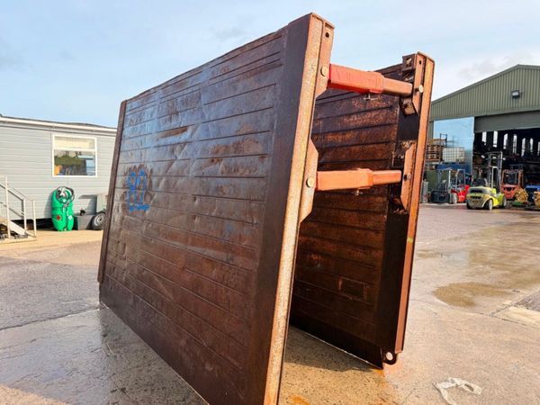 3.5 x 2.5 metre TRENCH BOX .......82 381116383