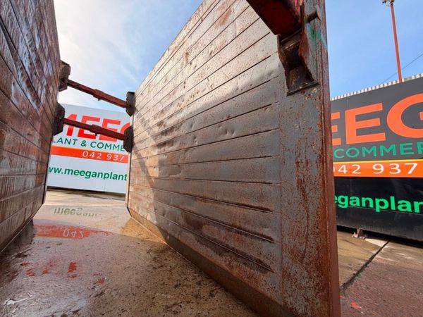 3.5 X 2.5 METRES TRENCH BOX .......88 381116404